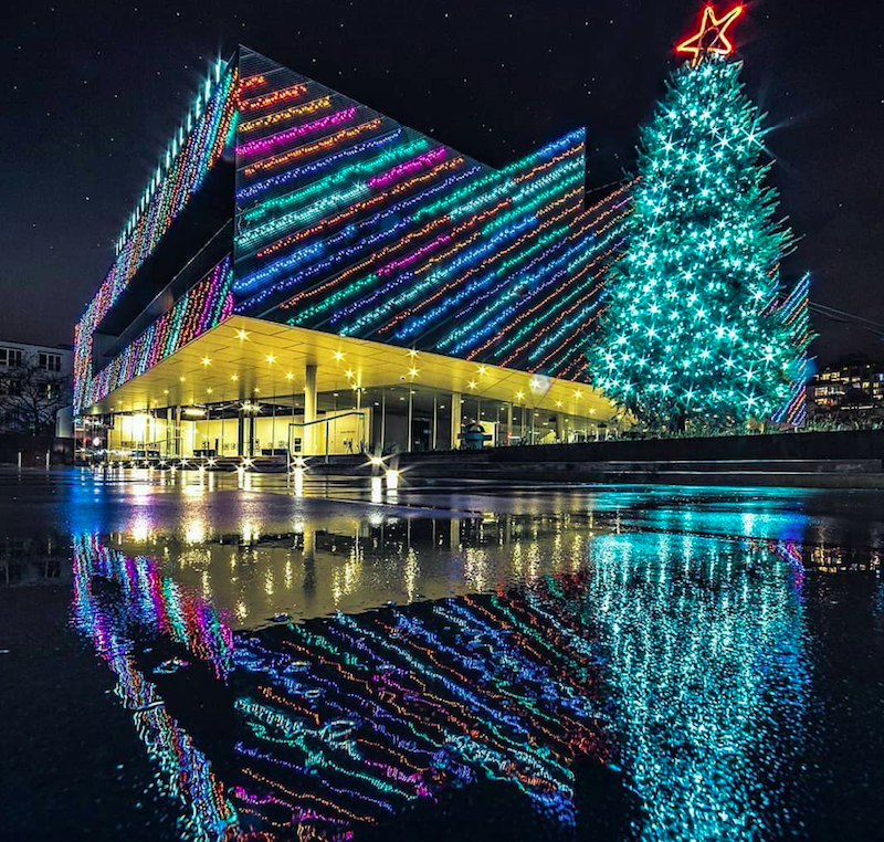 The Polygon Gallery Christmas Tree Lights