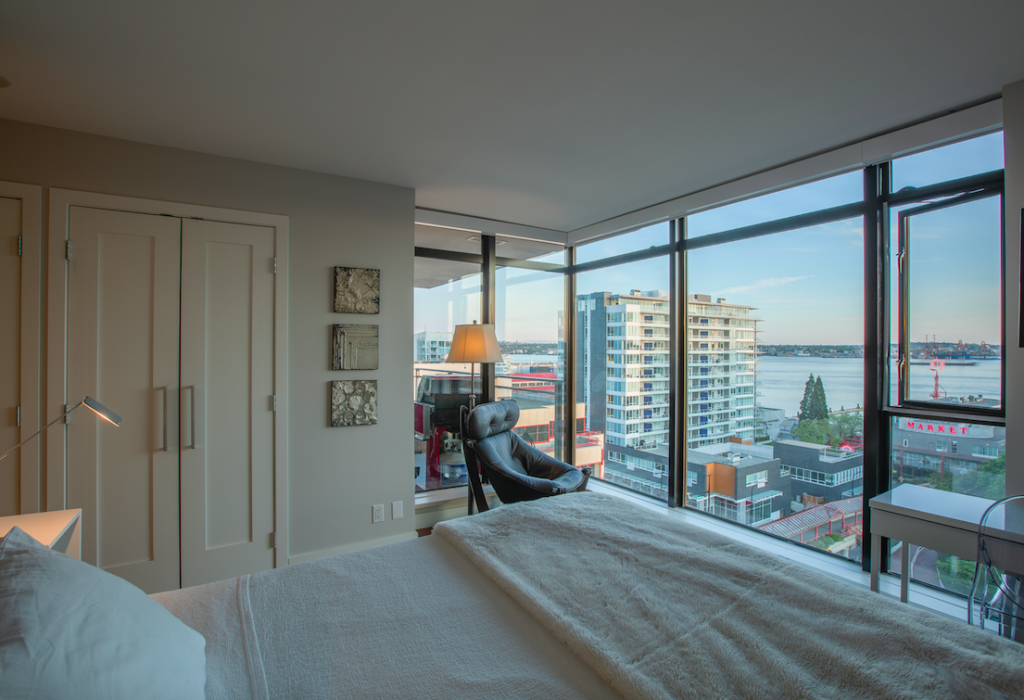 Condo Apartment For Sale Time Building Lower Lonsdale Shipyards North Vancouver British Columbia Canada 58567467