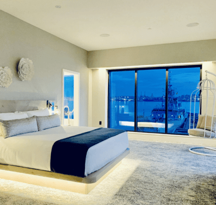 Seaside Boutique Hotel Spa at The Shipyards North Vancouver