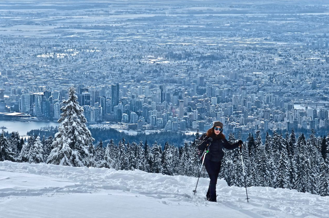 Grouse Mountain Snow View downtown Vancouver 2019 2020