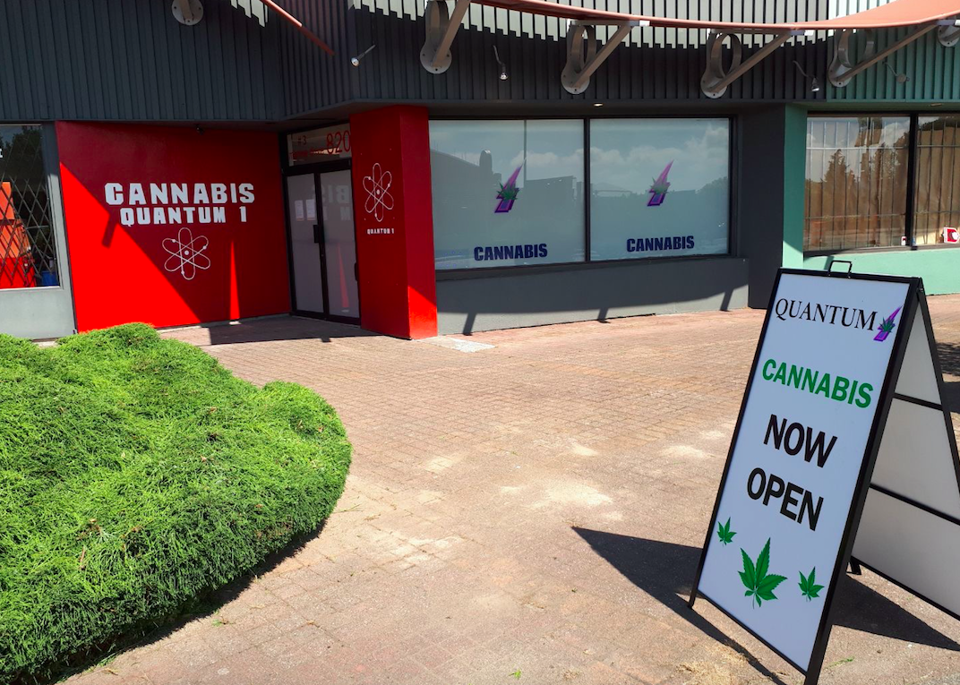 Quantum Cannabis Retail Store Dispensary Marine Drive North Vancouver British Columbia Canada