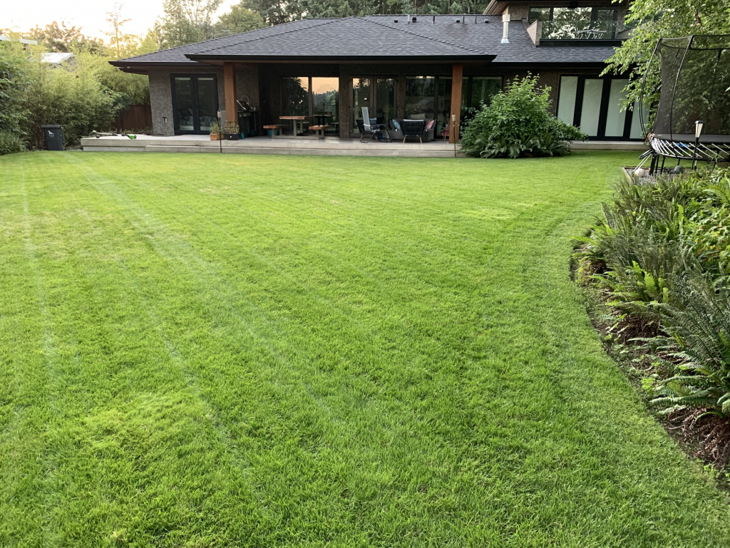 Spring Landscaping Custom Yard Design Maintenance Vancouvers North Shore with Good To Go Contracting serving West Vancouver and North Vancouver 54129