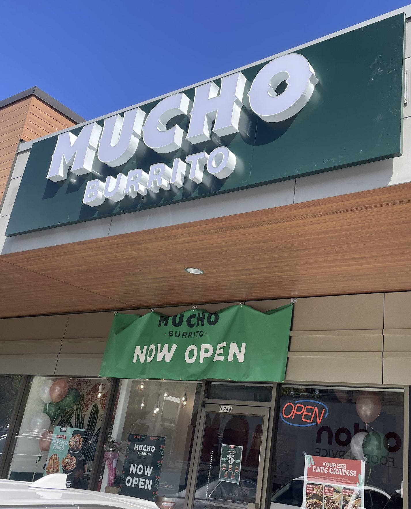 Where is Mucho Burrito North Vancouver